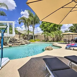 awesome-mesa-oasis-with-private-pool-and-hot-tub.hotelsofphoenix.com/